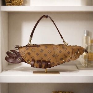 Lobster Purse! New! Light Brown